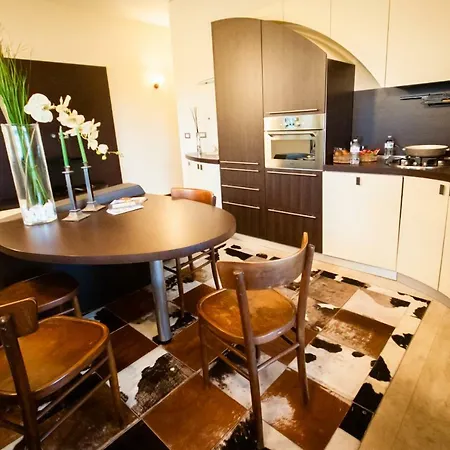 Accogliente Dependance In Collina A 35 Km Da Milano Apartmán *